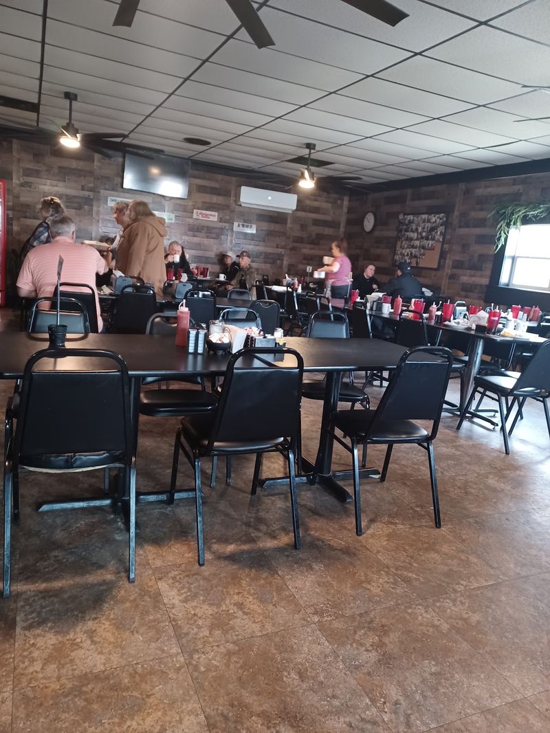 A Step Back To The Country Cafes Of Yesterday