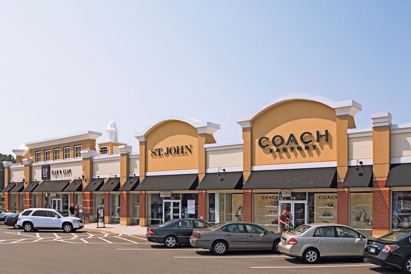 A Store Lineup Built For Serious Browsing A Store Lineup Built For Serious Browsing