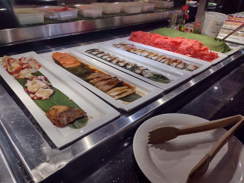 A Sushi And Sashimi Bar With Surprises