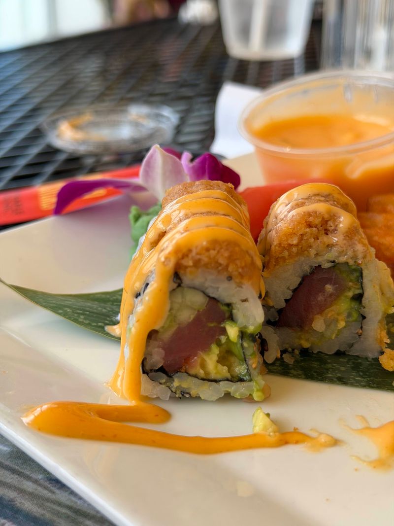 A Sushi Bar Hiding in a Fish Market A Sushi Bar Hiding in a Fish Market