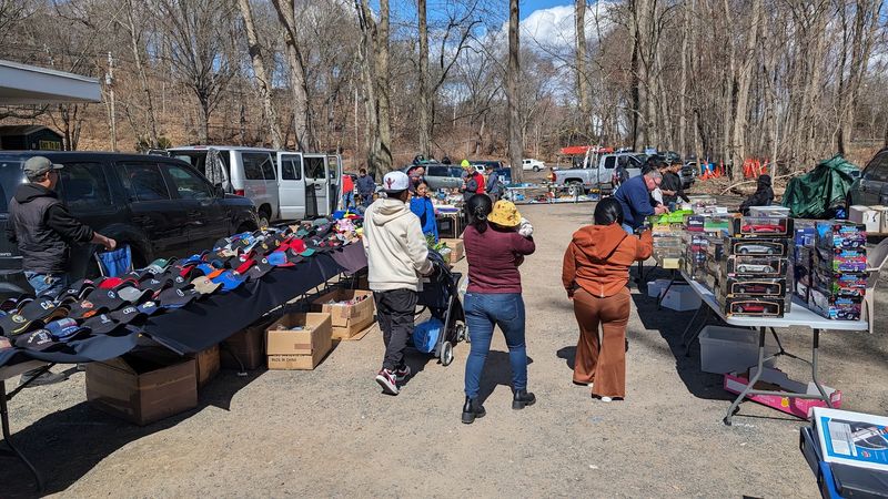 A Vendor Lineup That Never Sits Still
