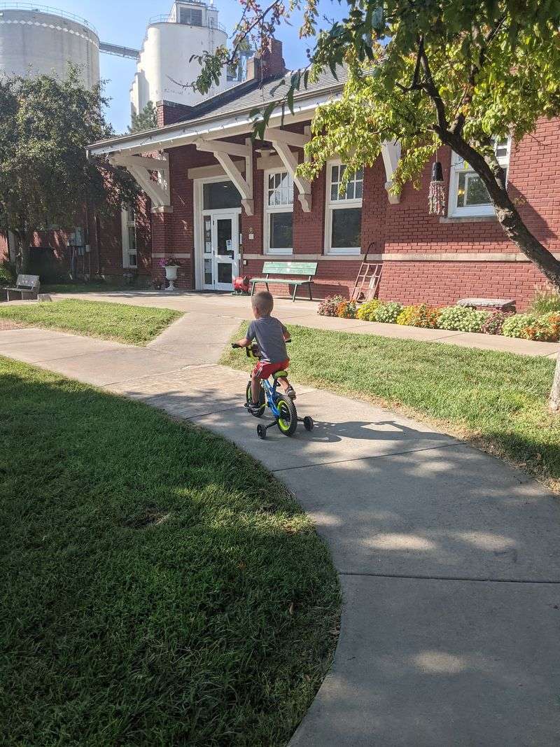 A Walkable Small-Town Pace