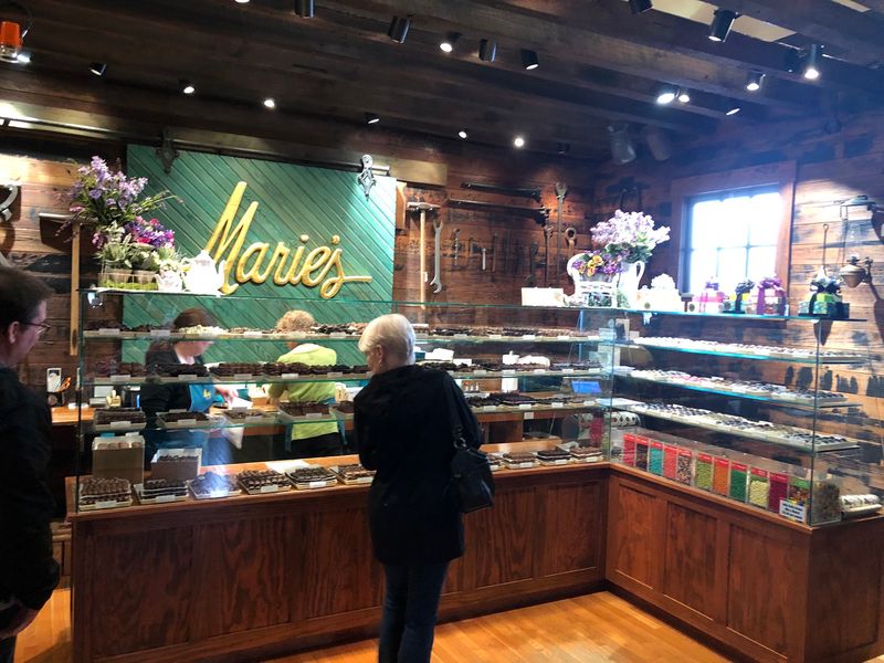 A Warm Welcome And A Free Sample At The Door A Warm Welcome And A Free Sample At The Door