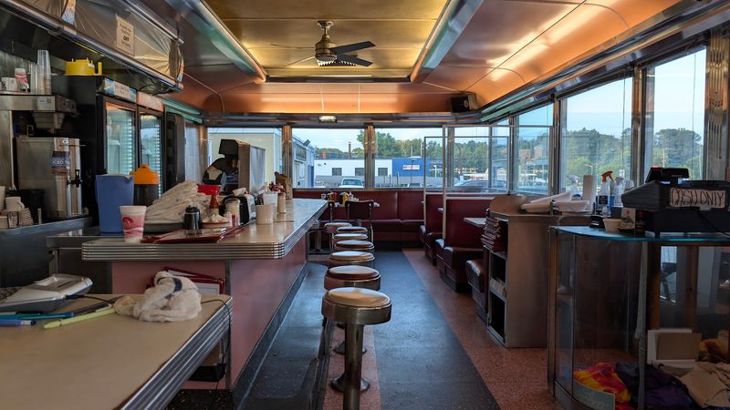 A Warrenton Staple Since 1954