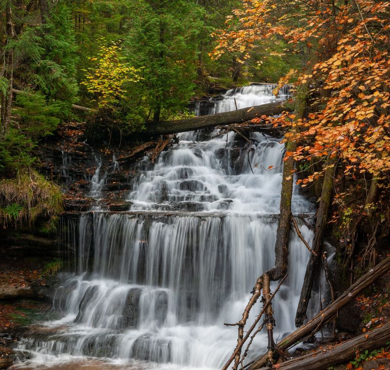 A Waterfall That Looks Like It Belongs in a Fantasy Movie A Waterfall That Looks Like It Belongs in a Fantasy Movie