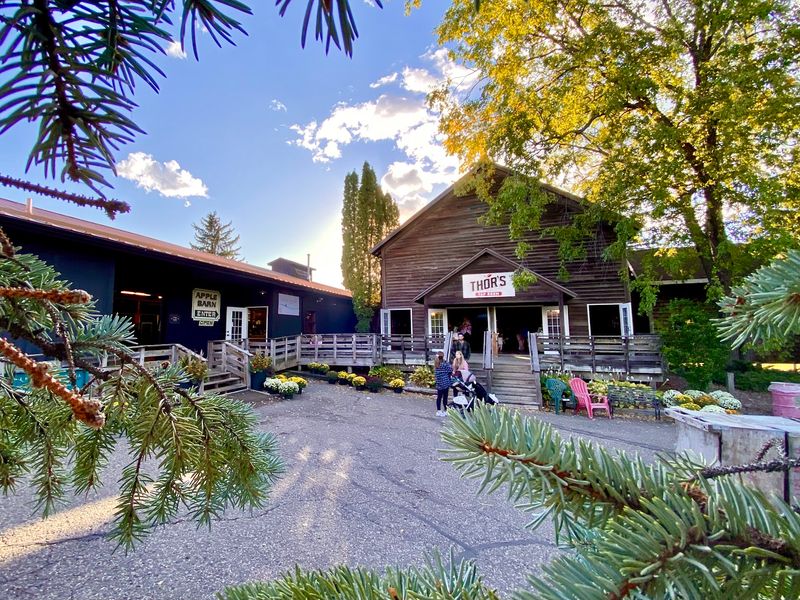 Aamodt's Apple Farm, Stillwater