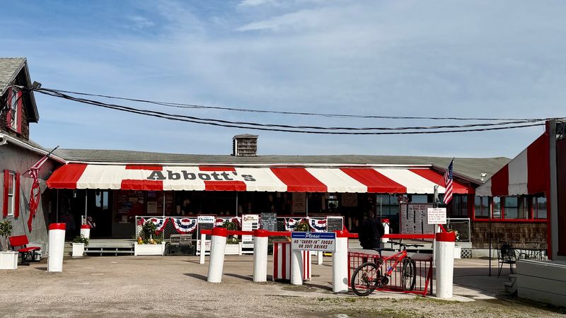 Abbott's Lobster in the Rough, Noank, Connecticut