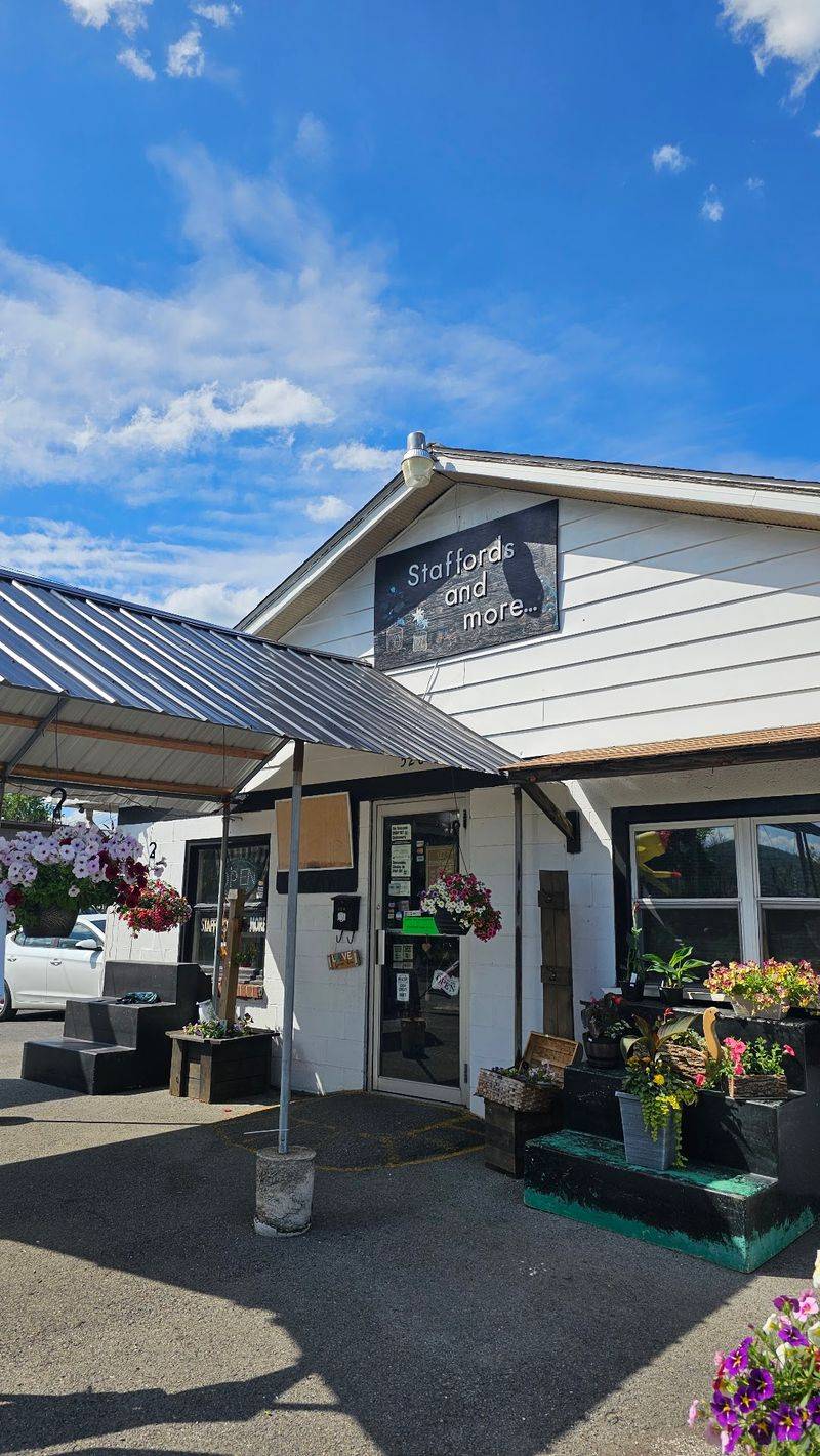 Affordable Local Dining and Groceries, Cumberland, Maryland Affordable Local Dining and Groceries, Cumberland, Maryland