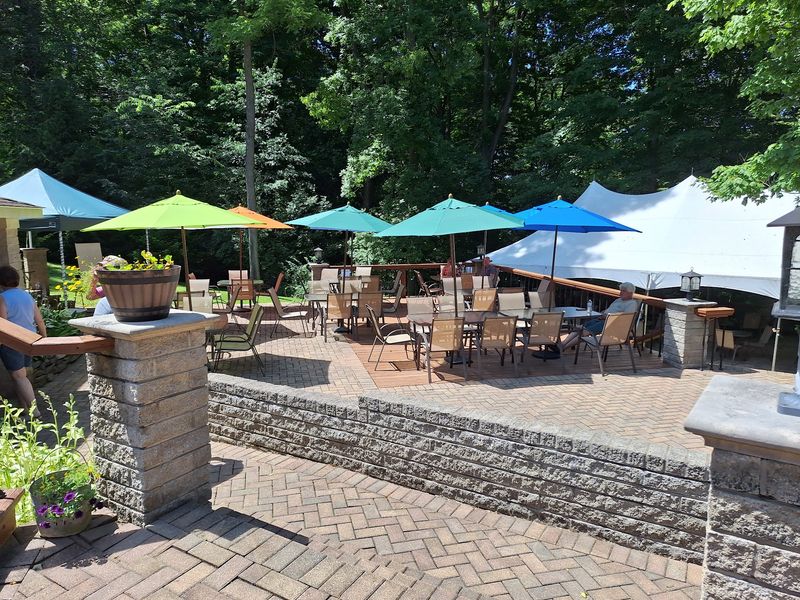 An Easygoing Spot For Gatherings And Groups