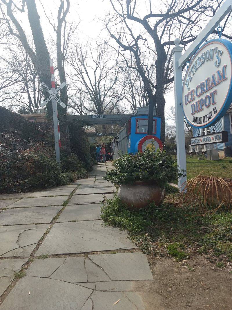 An Ice Cream Stop For Warm Days
