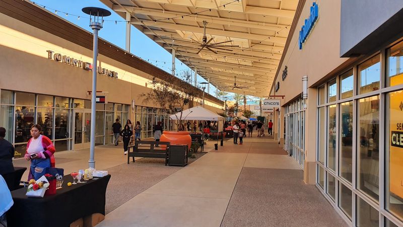 An Open-Air Design Built for the Desert