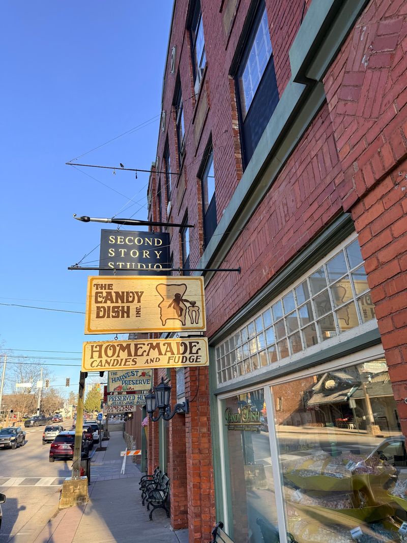 Antique Finds And Old Timey Storefronts