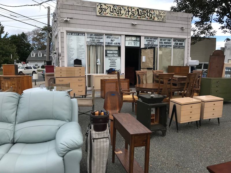 Antique Shops Worth The Drive
