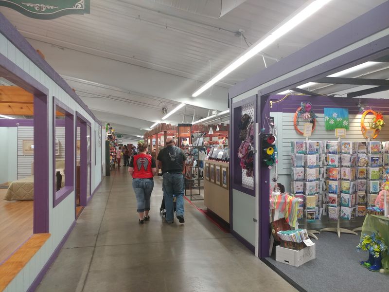 Antiques and Collectibles That Serious Treasure Hunters Dream About