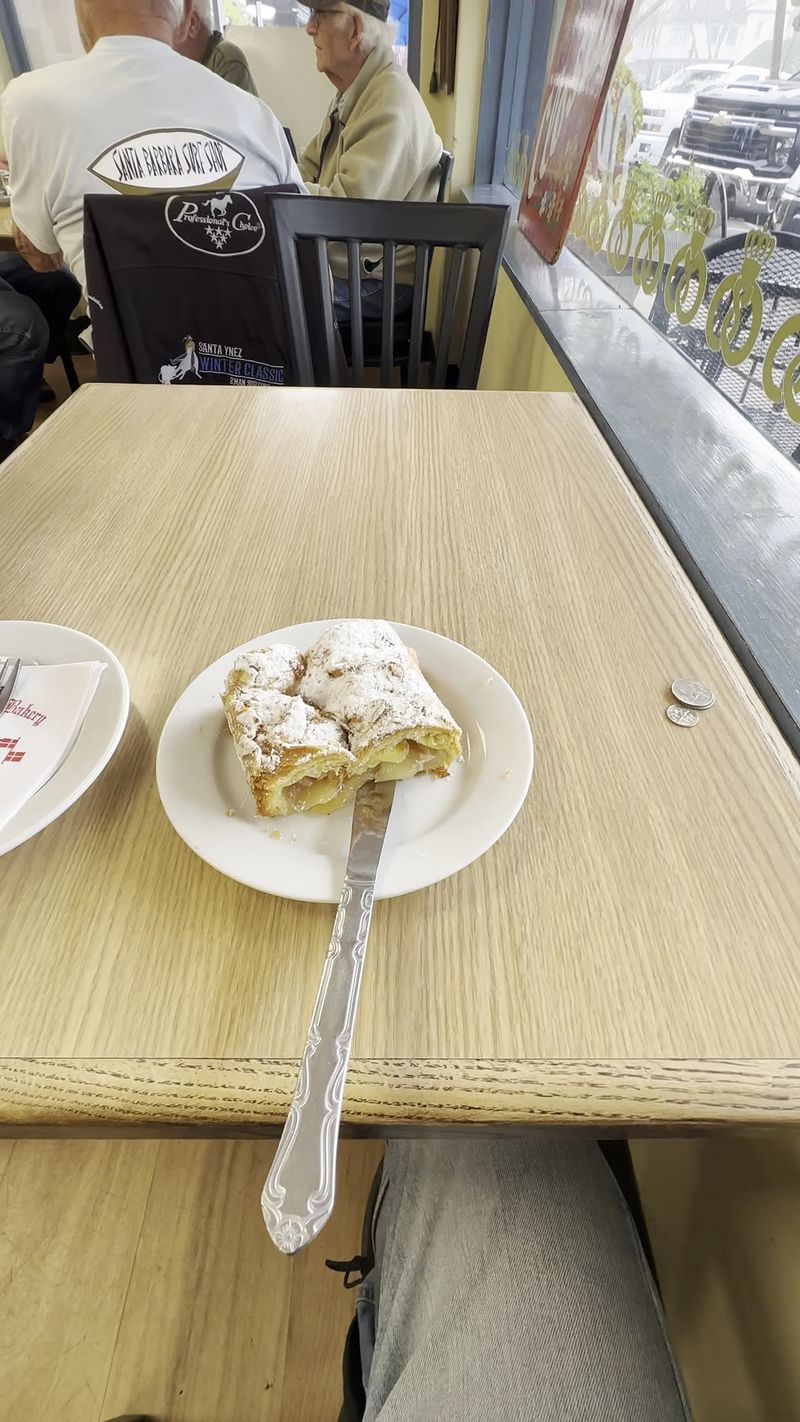 Apple Strudel That Wins Over Skeptics