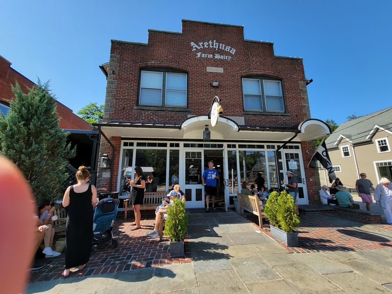 Arethusa Farm Dairy, Bantam, Connecticut