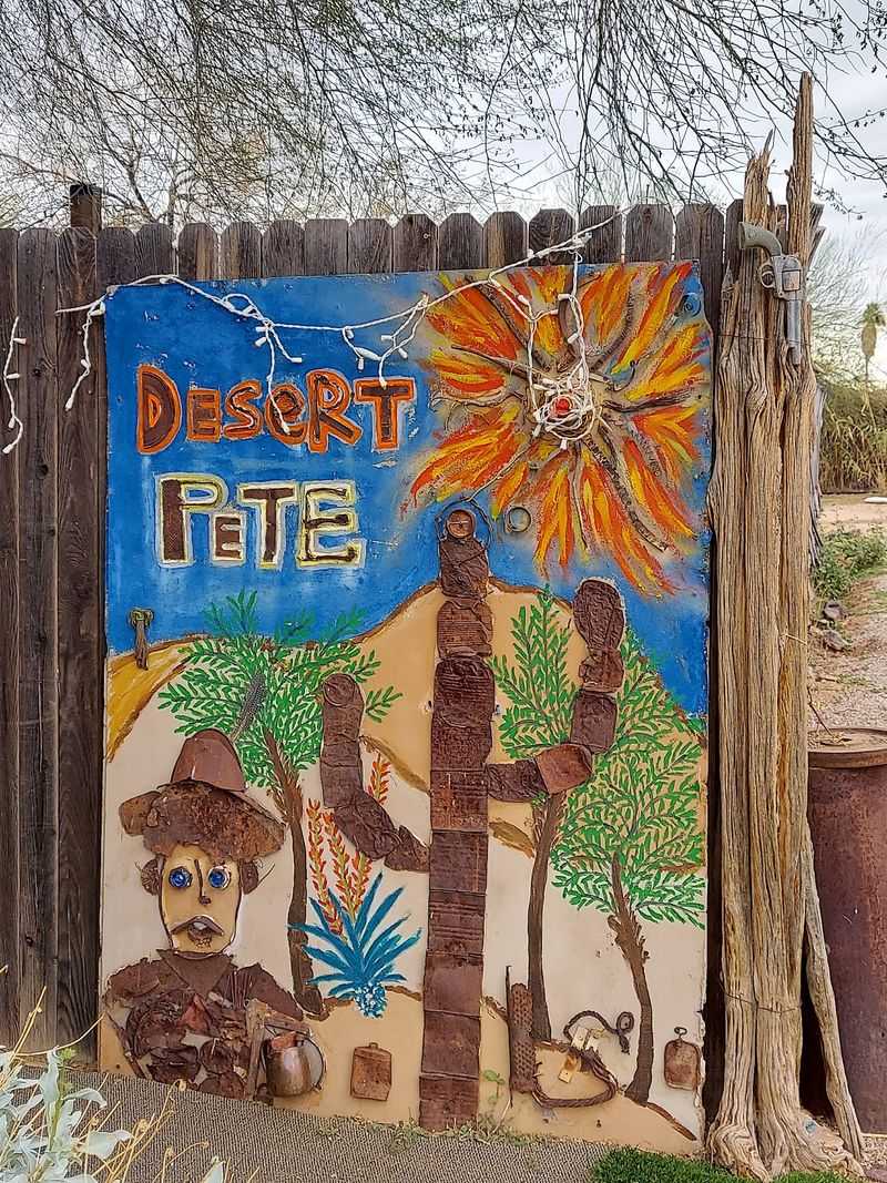 Artsy, Well-Maintained Desert Grounds Worth Exploring Artsy, Well-Maintained Desert Grounds Worth Exploring