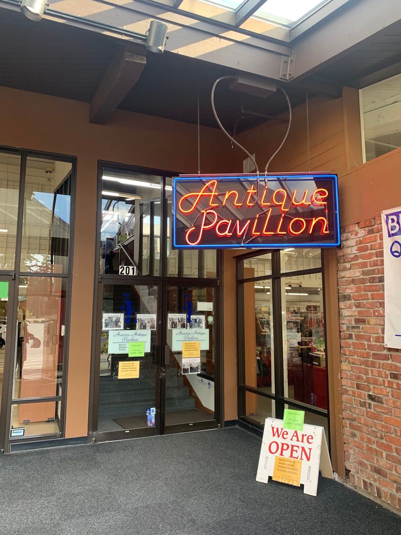 Aurora Antique Pavilion, Shoreline, WA
