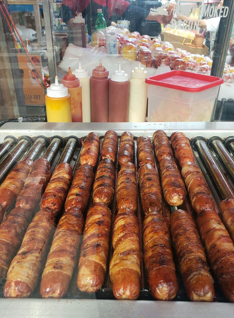 Bacon-Wrapped Hot Dogs Take Center Stage Bacon-Wrapped Hot Dogs Take Center Stage