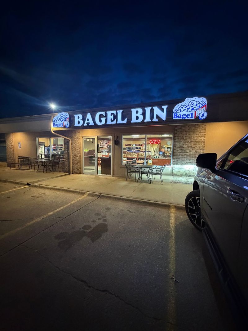 Bagel Bin, Westfield