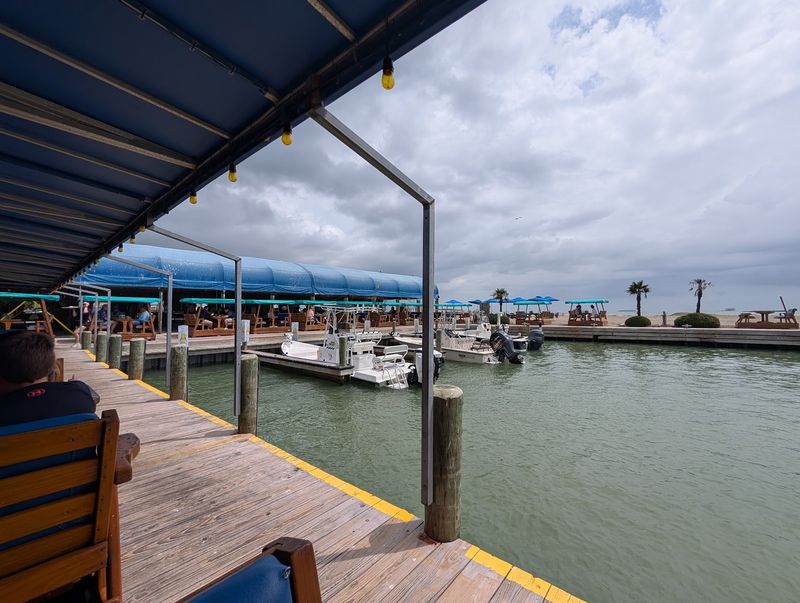 Bay Views That Turn Lunch Into an Event Bay Views That Turn Lunch Into an Event
