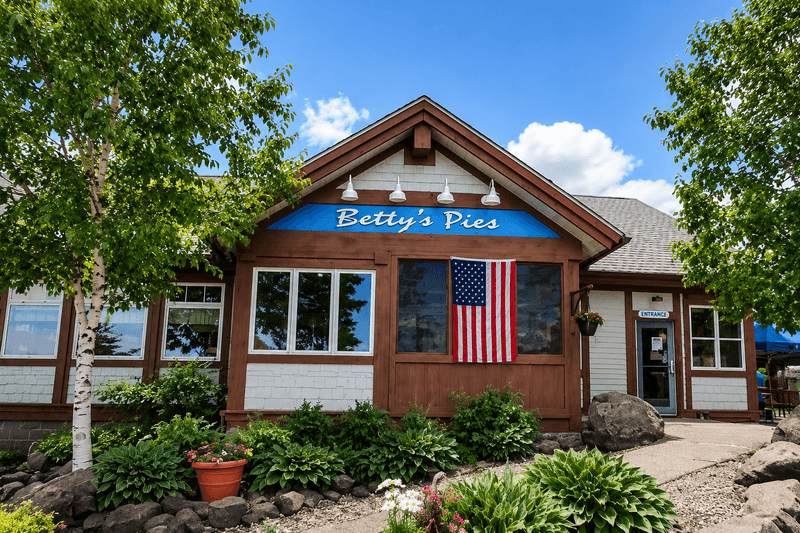 Betty's Pies, Two Harbors