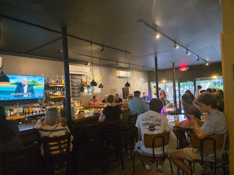 Bib's Downtown, Wilson