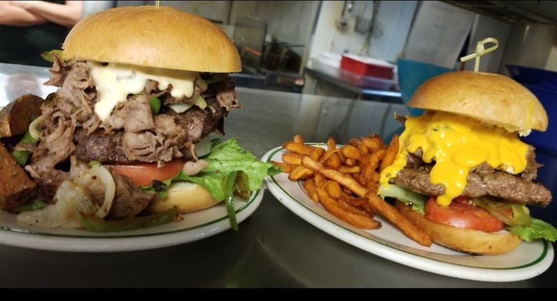 Big Portions for Hungry Lake Crowds