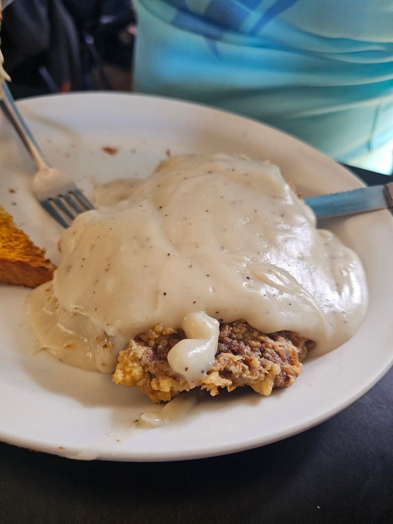 Biscuits And Gravy Done The Classic Way