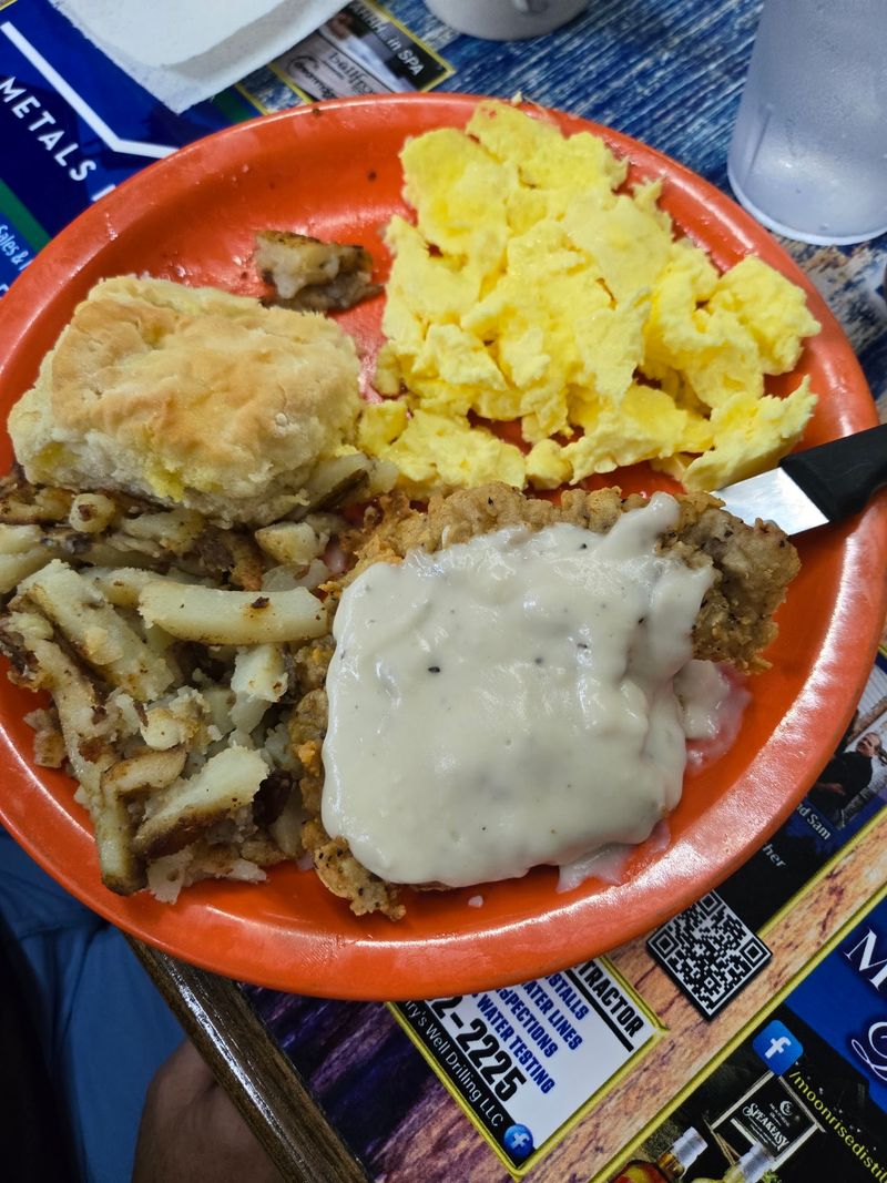 Biscuits and Gravy Worth the Drive