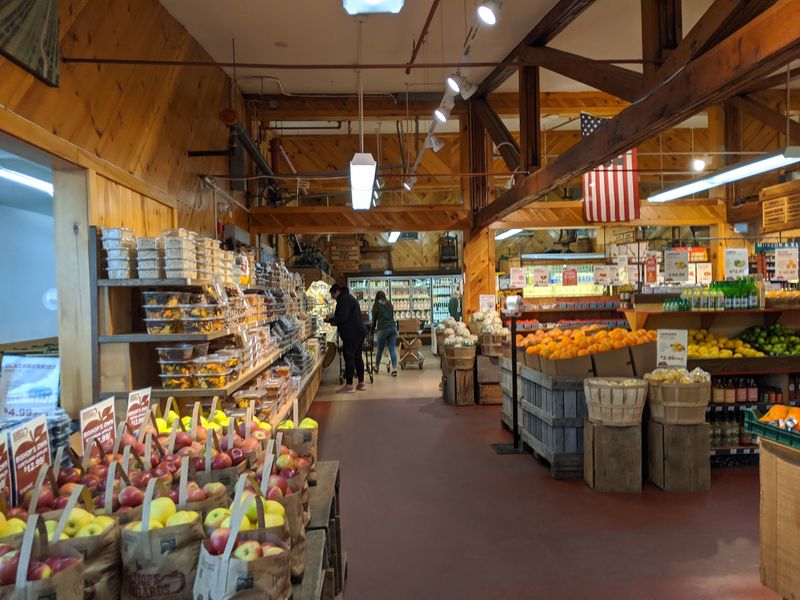 Bishop's Orchards Farm Market, Guilford, CT