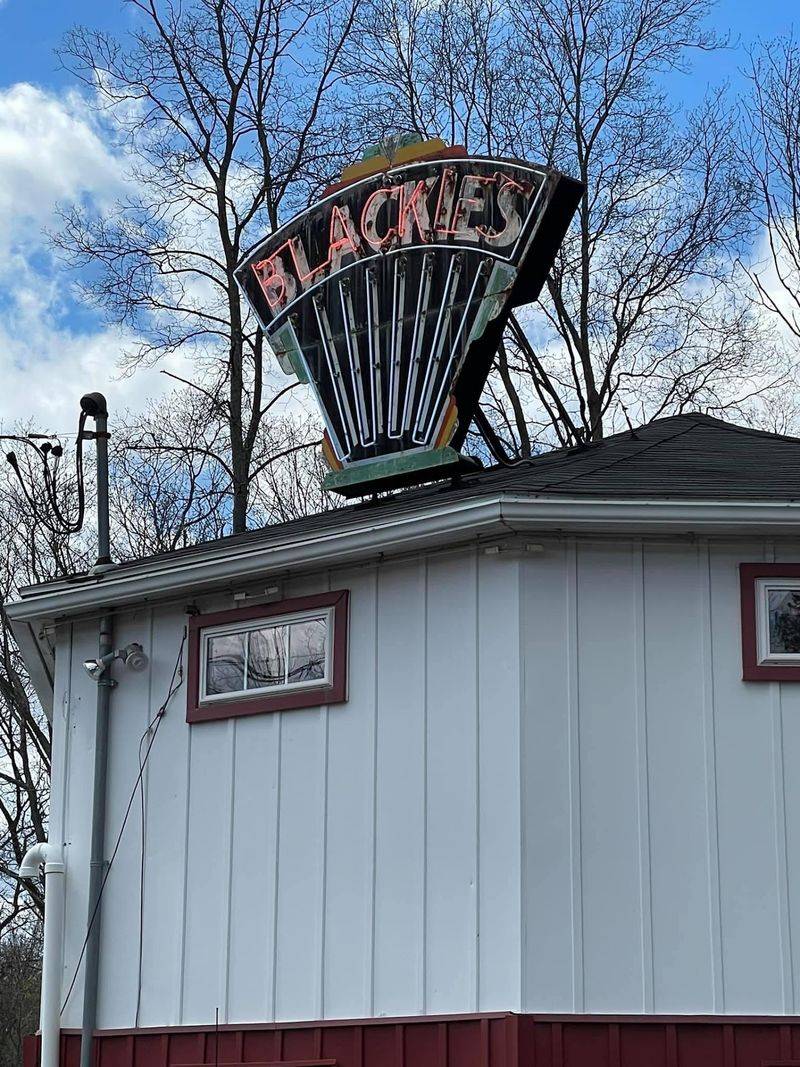 Blackie's Hot Dog Stand, Cheshire, Connecticut