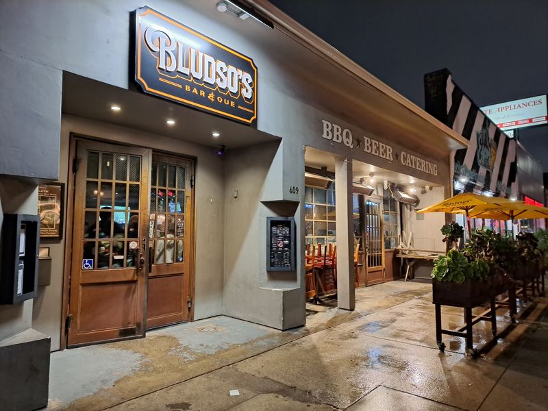 Bludso's Bar & Que, Los Angeles Bludso's Bar & Que, Los Angeles