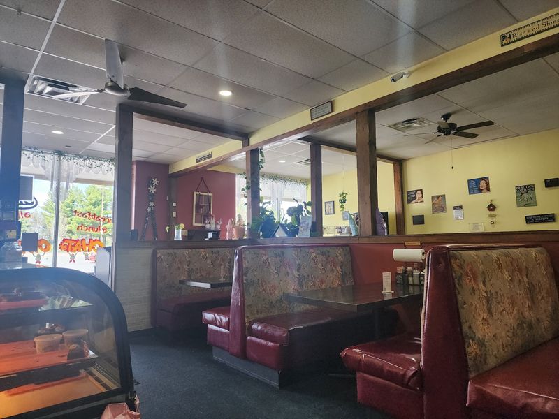 Blue Comet Diner, Blakeslee