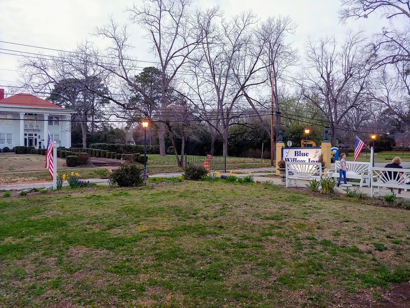 Blue Willow Inn, Social Circle, Georgia