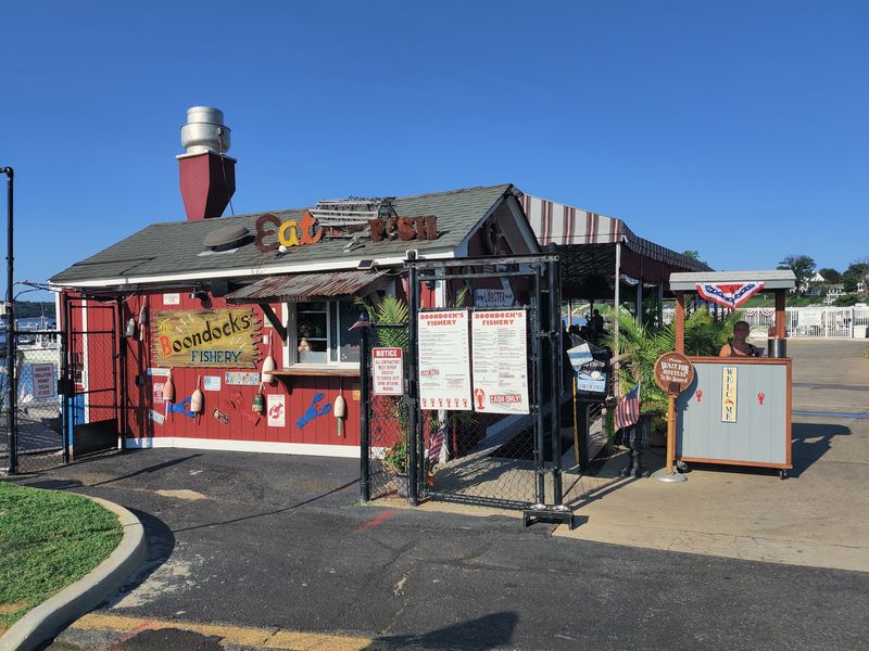 Boondocks Fishery, Red Bank