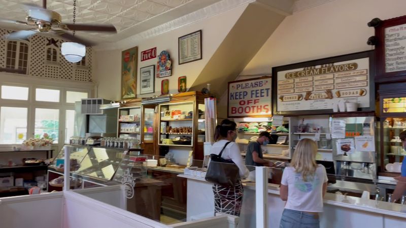 Booths, Jukeboxes, and Vintage Charm