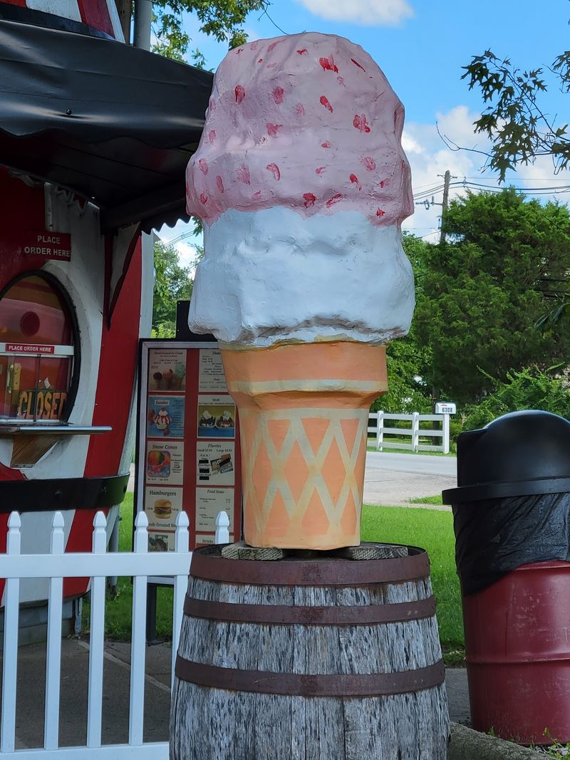 Bourbon Barrel Ice Cream, Louisville Bourbon Barrel Ice Cream, Louisville