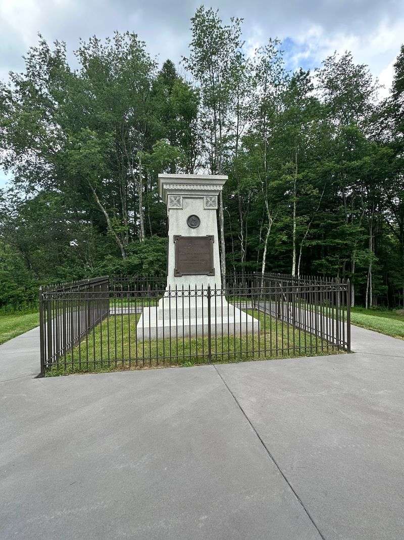 Braddock's Grave and Nearby Landmarks