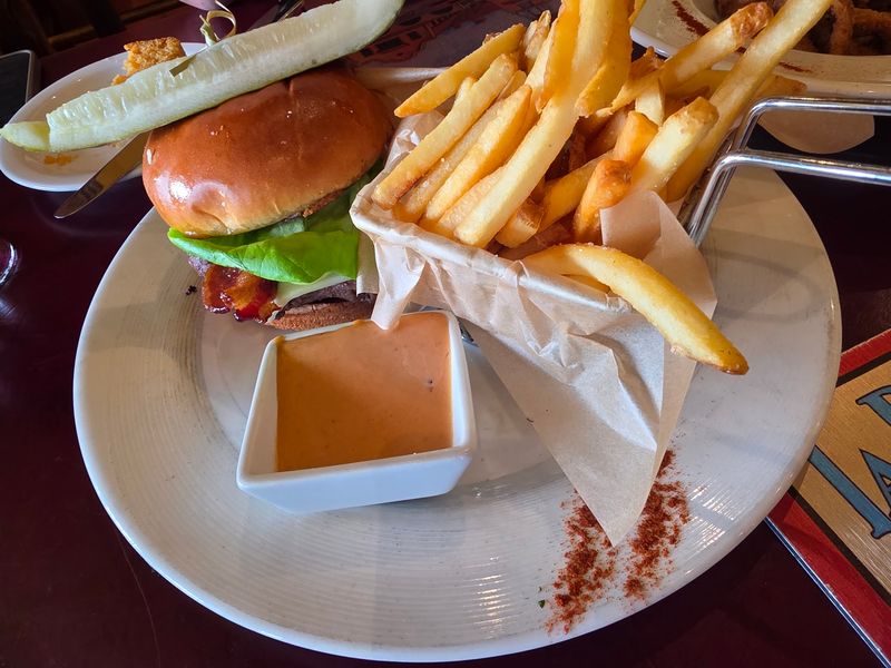 Breakfast, Lunch, And Dinner Under One Roof