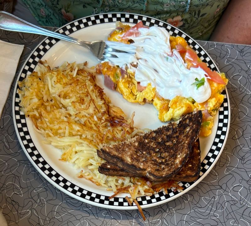 Breakfast Plates Worth the Detour