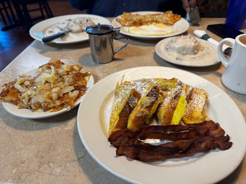 Breakfast That Tastes Like a Day Off Breakfast That Tastes Like a Day Off