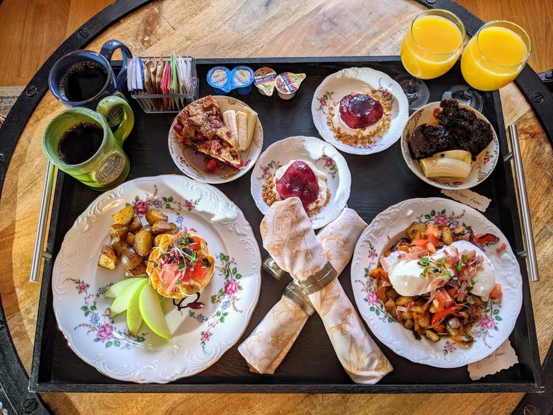 Breakfast Worth Waking Up For Breakfast Worth Waking Up For