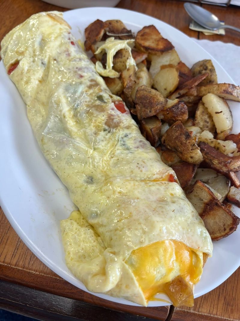 Breakfast Worth the Early Alarm