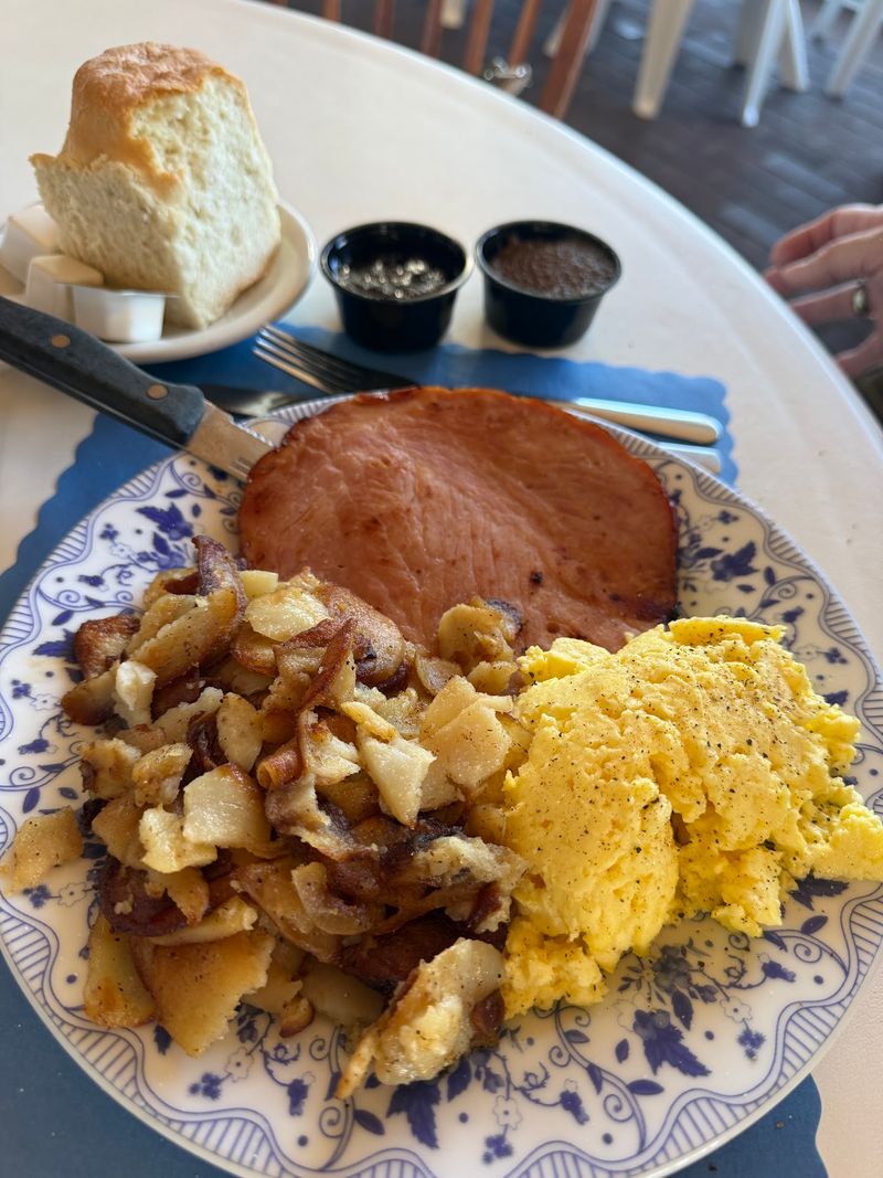 Breakfast and Brunch Done Simple