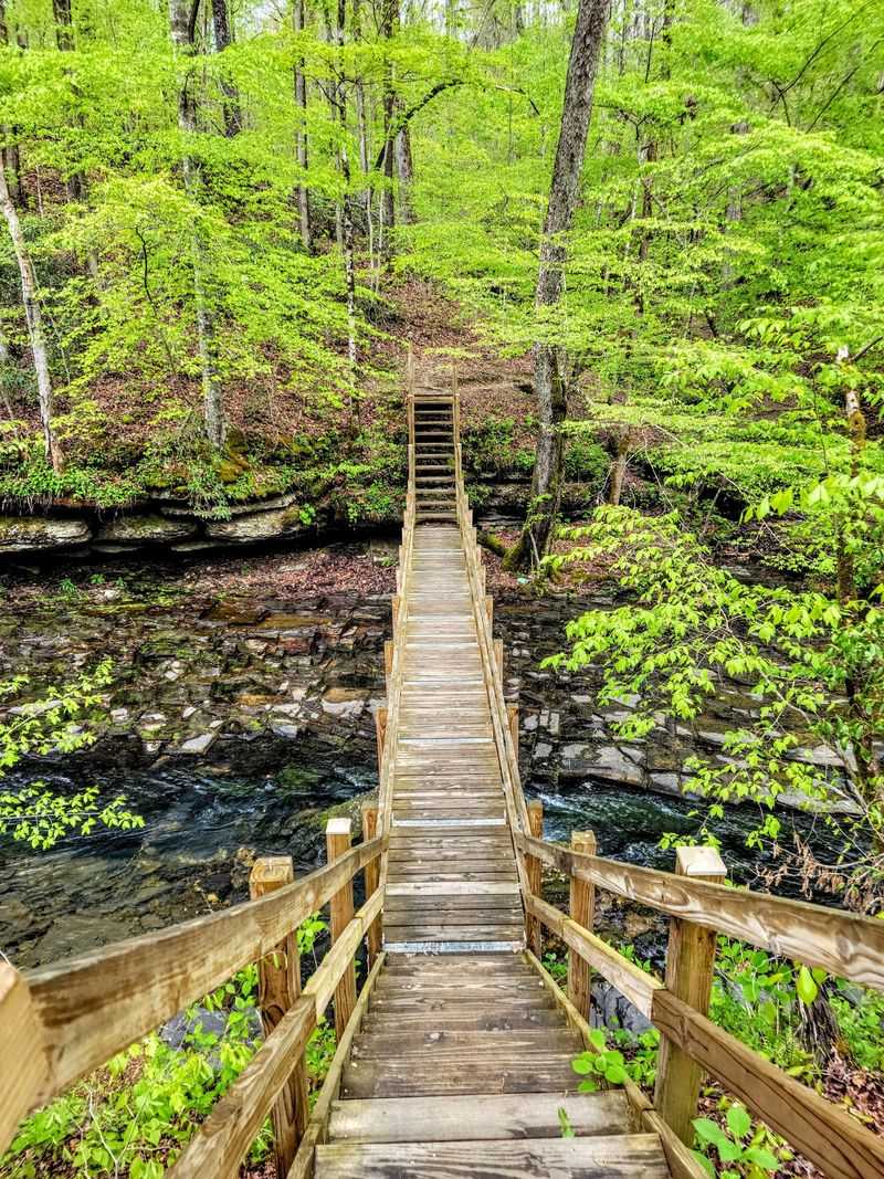 Bridges and Creek-Side Play Spots Bridges and Creek-Side Play Spots