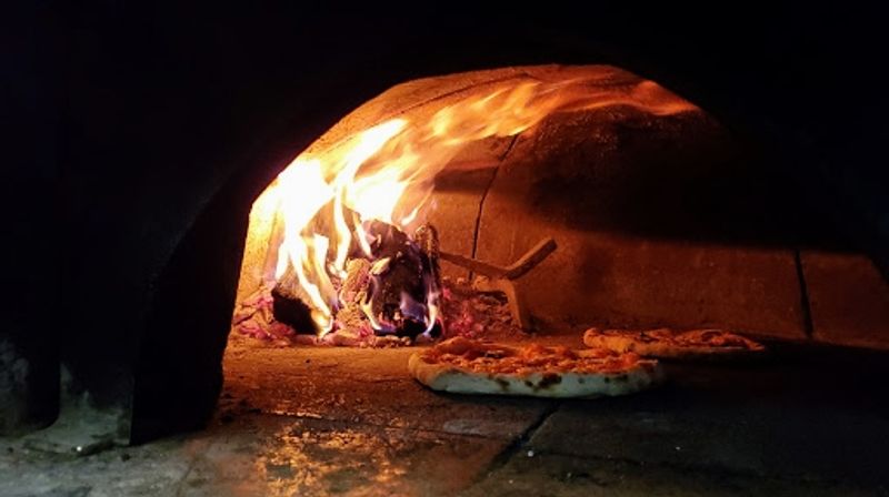 Brooklyn Roots Meet Neapolitan Tradition Brooklyn Roots Meet Neapolitan Tradition