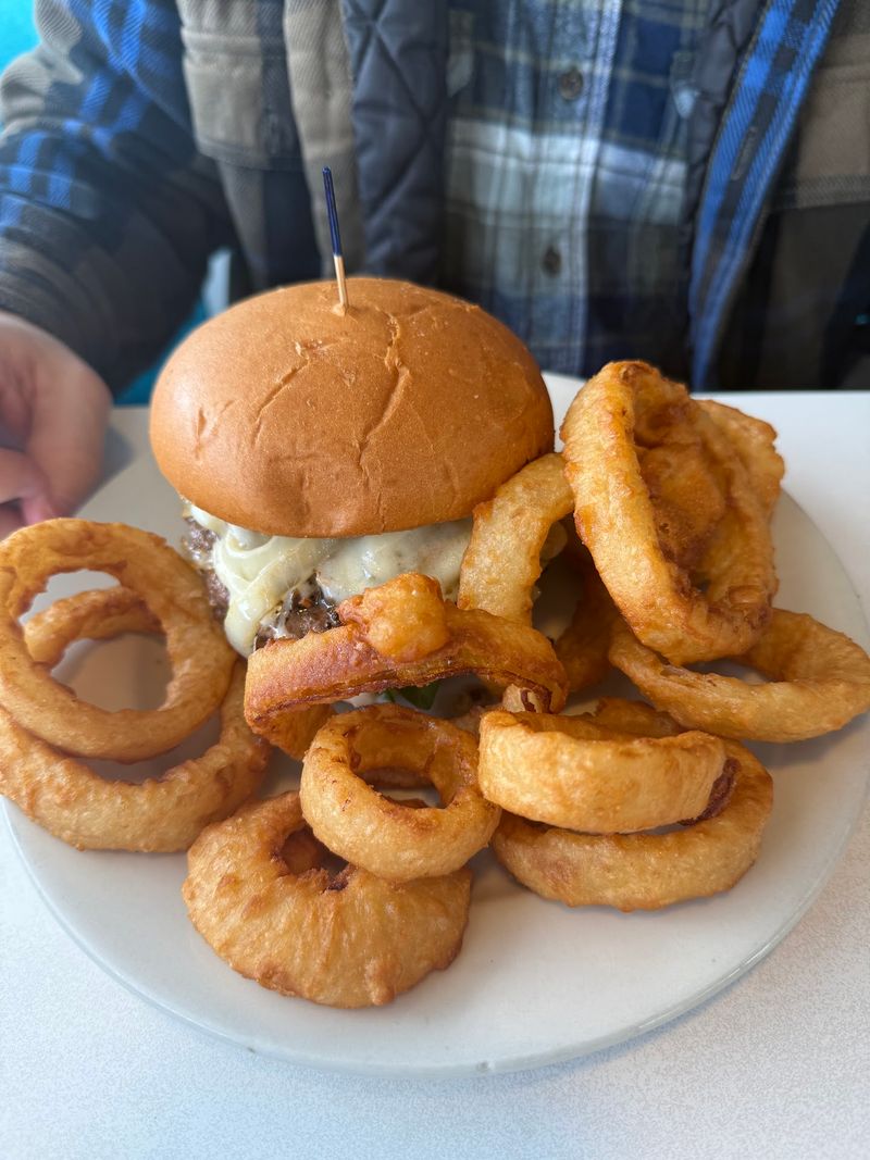 Burgers Locals Rave About Burgers Locals Rave About