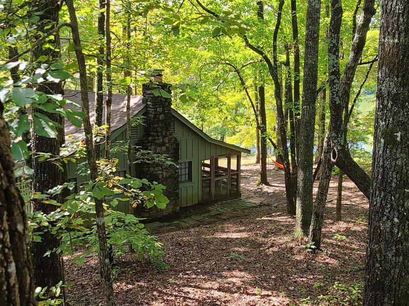 Cabins That Feel Like Home Cabins That Feel Like Home