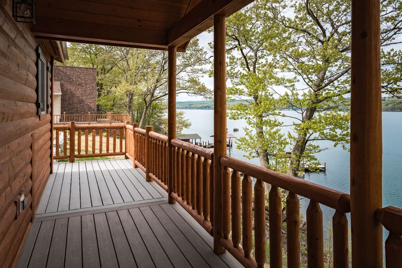 Cabins on Seneca Lake, Finger Lakes Cabins on Seneca Lake, Finger Lakes
